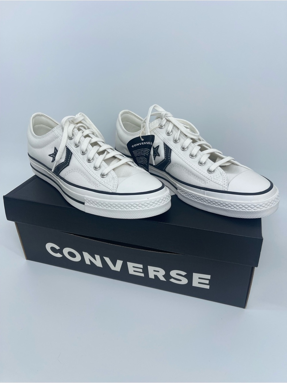 Converse Men’s White Low-Top Sneakers with Black Star Trim - Picture 1 of 7